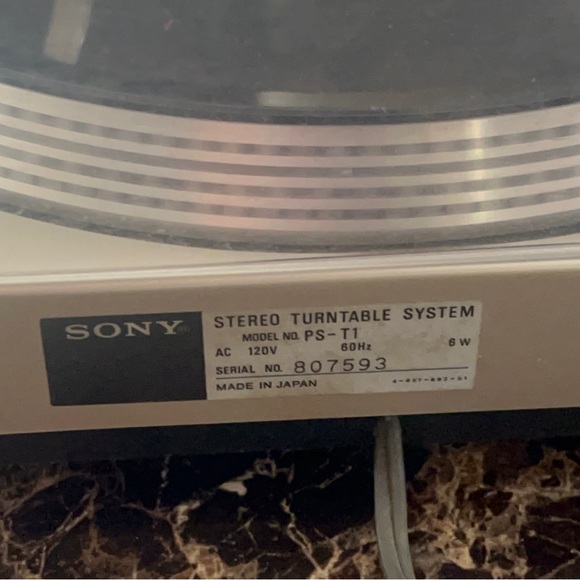 Vintage vinyl records player - Picture 7 of 17